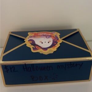 $15 handmade goth mystery jewelry box!!🖤